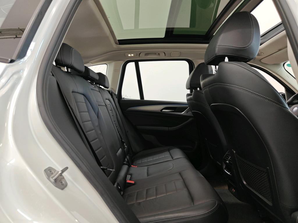 Foto 20 van BMW ix3