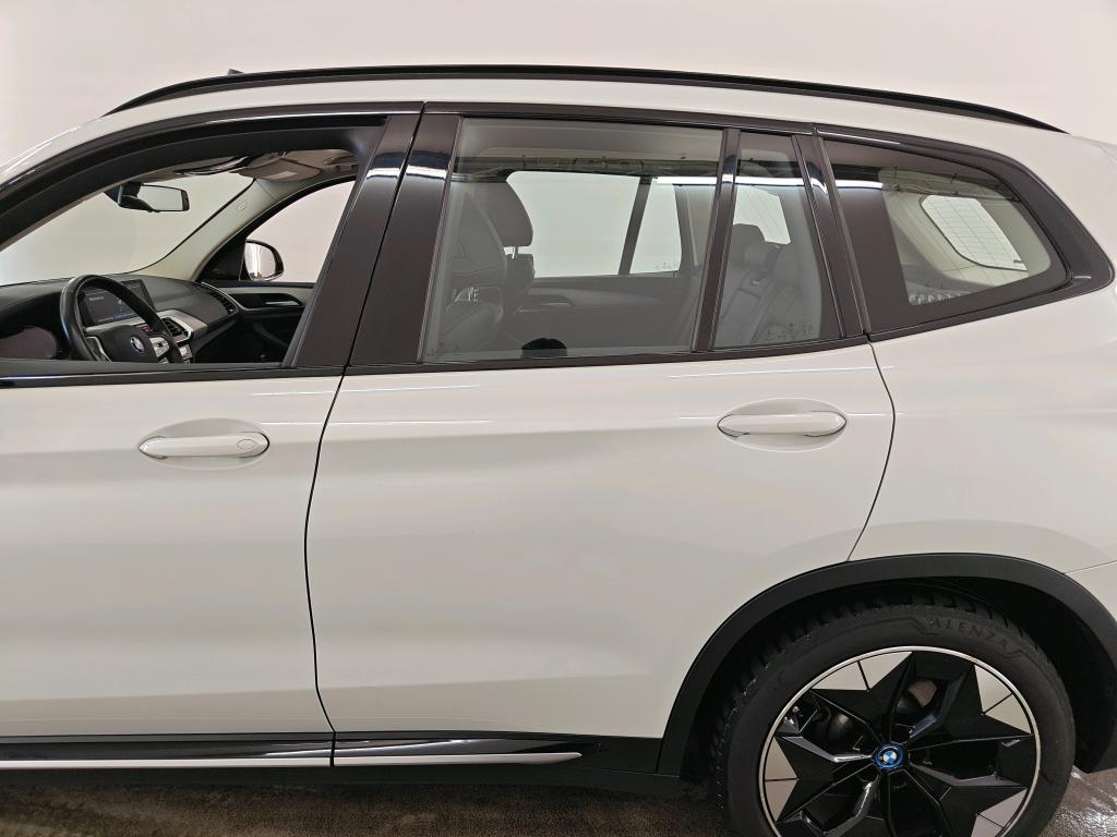 Foto 23 van BMW ix3