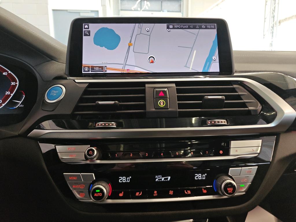 Photo 9 of BMW ix3