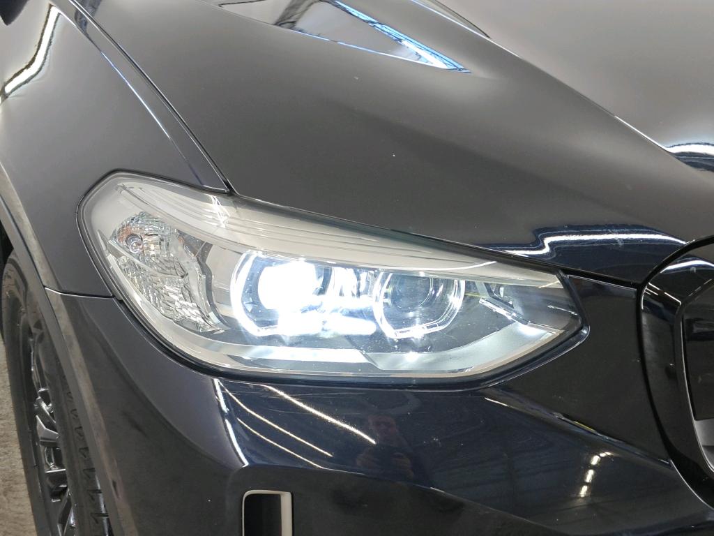 Photo 12 of BMW ix3