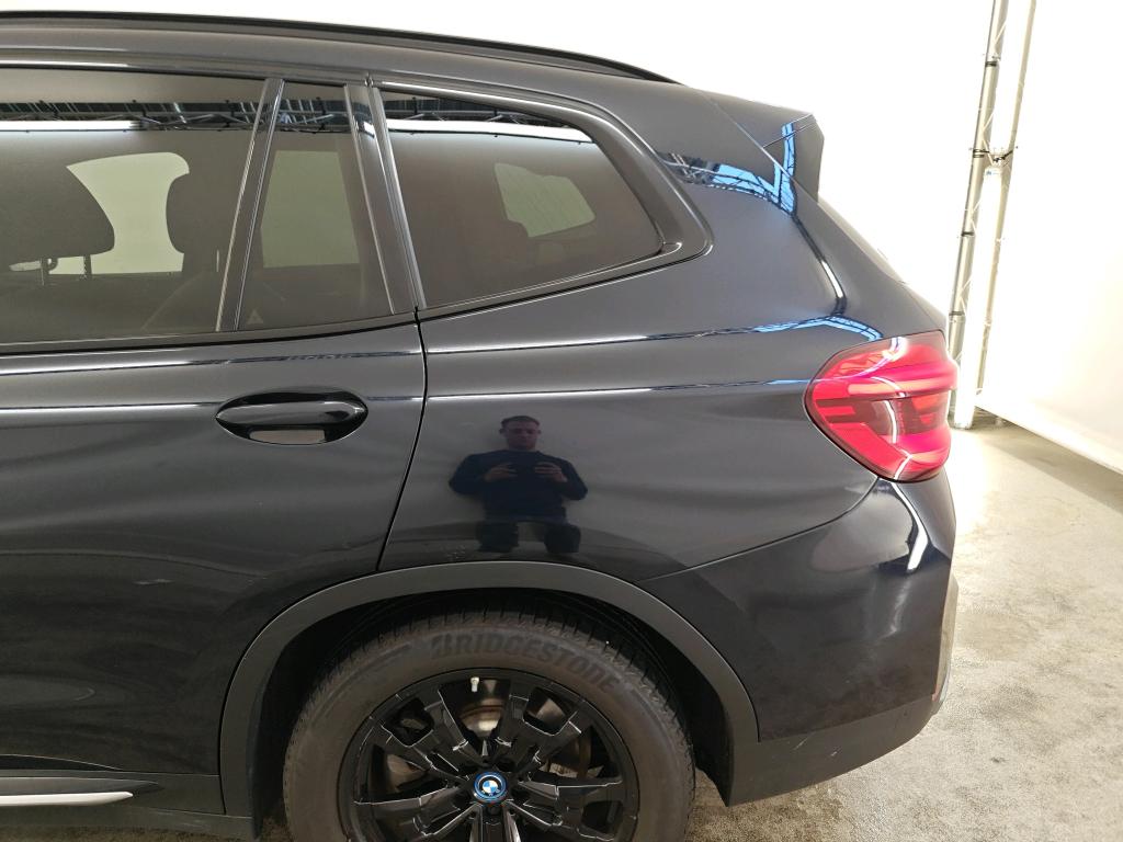 Photo 15 of BMW ix3