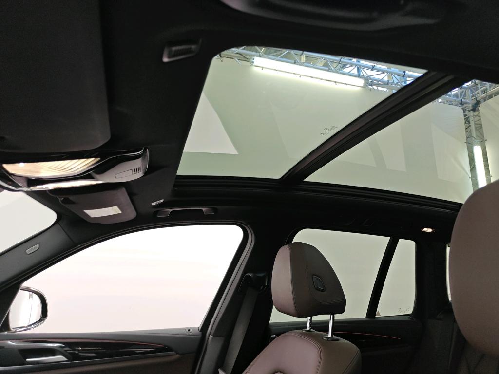 Photo 16 of BMW ix3