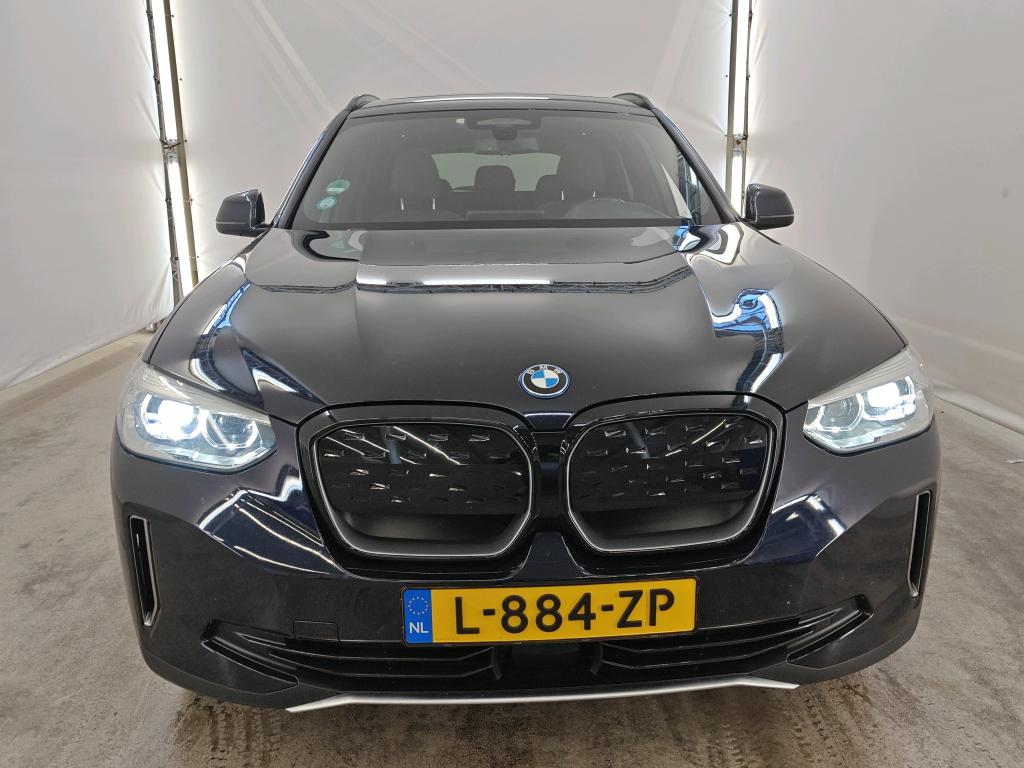 Photo 17 of BMW ix3