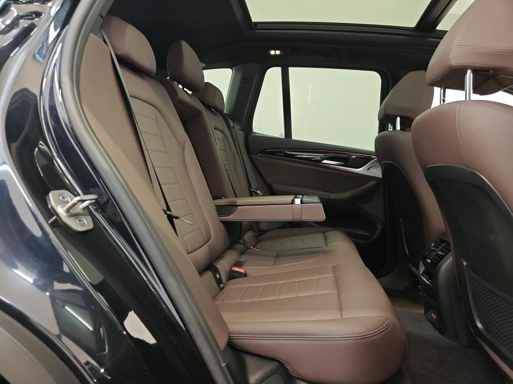 Photo 23 of BMW ix3