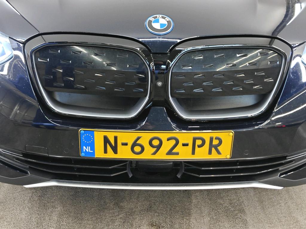 Photo 6 of BMW ix3