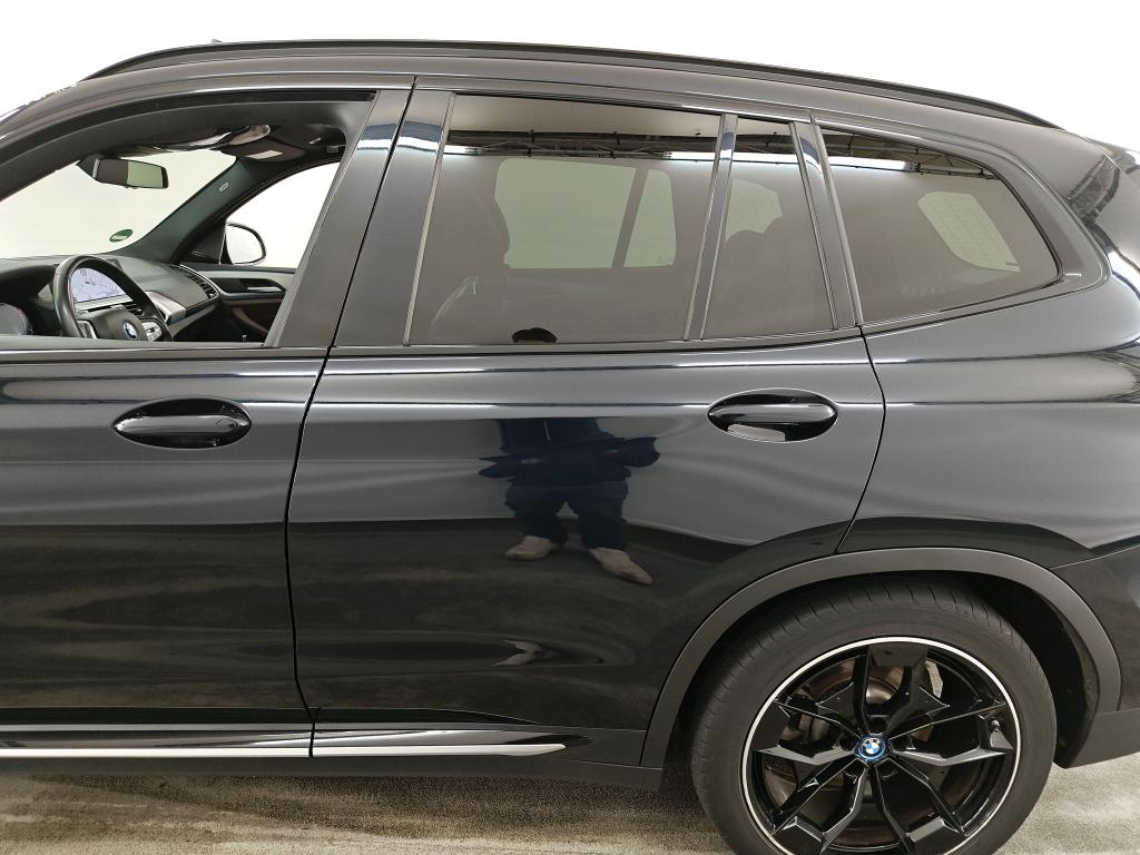 Photo 22 of BMW ix3