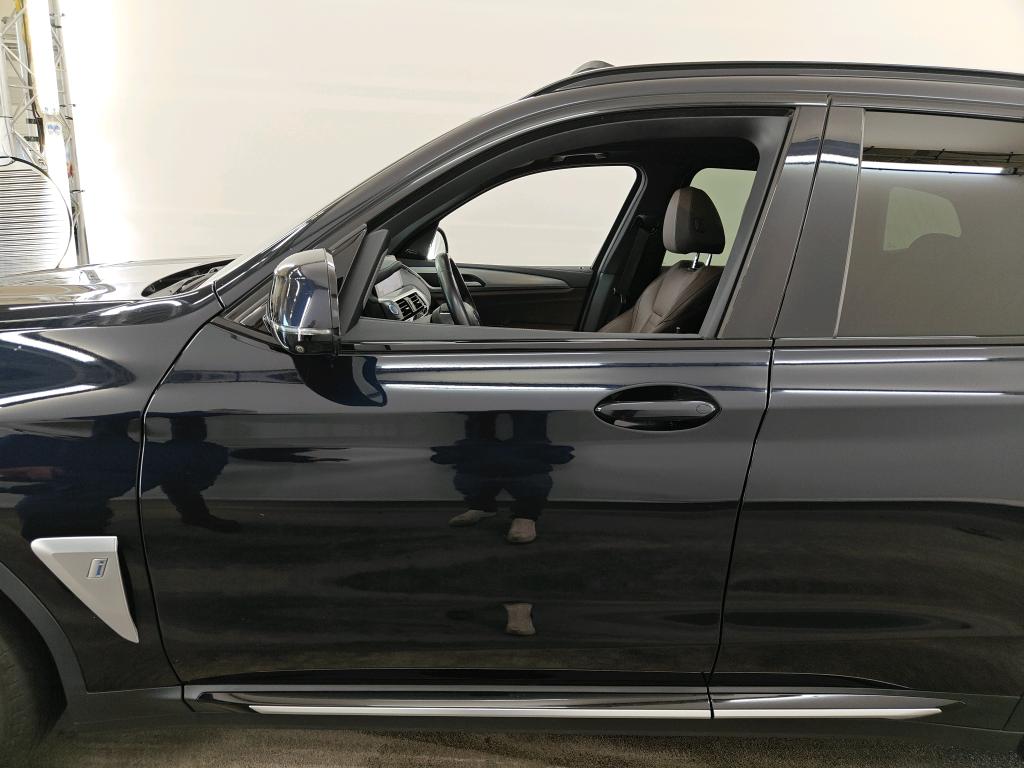Photo 24 of BMW ix3