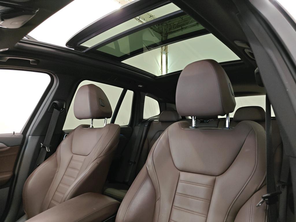 Photo 28 of BMW ix3