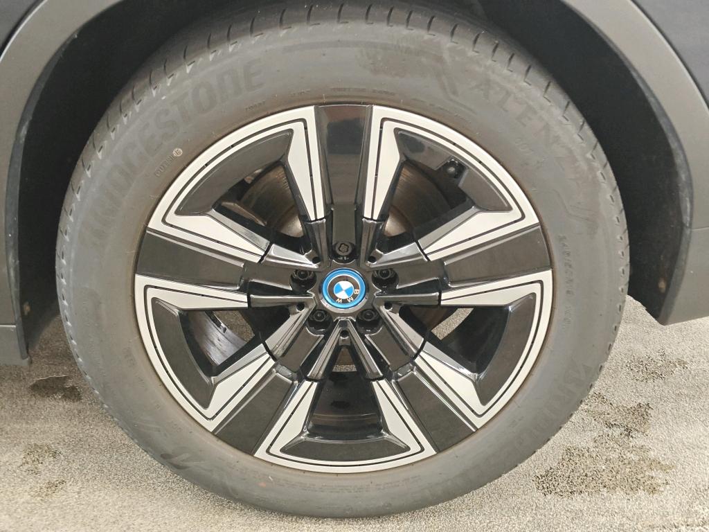 Foto 10 van BMW ix3