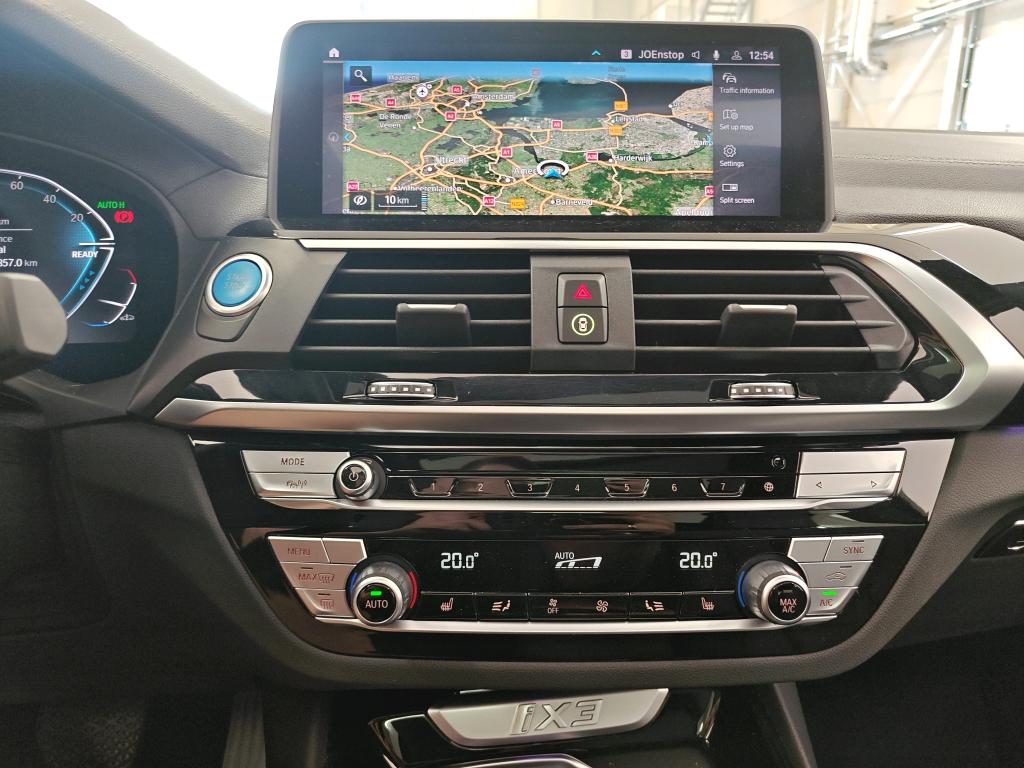 Foto 12 van BMW ix3