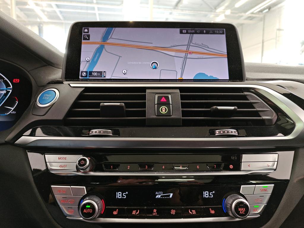 Foto 22 van BMW ix3