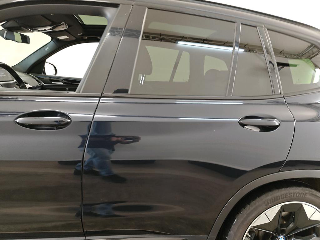 Foto 24 van BMW ix3