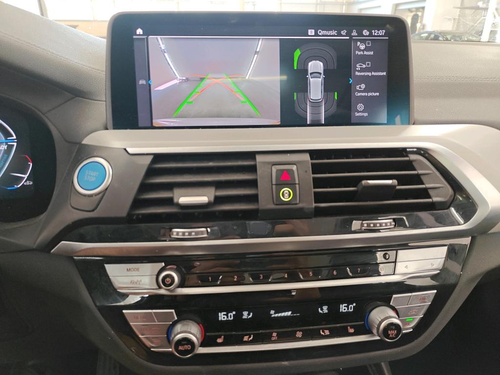 Foto 10 van BMW ix3