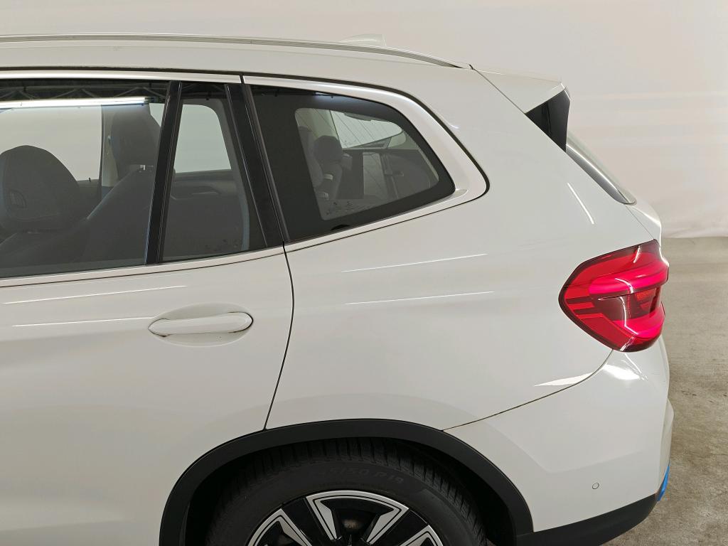 Foto 14 van BMW ix3