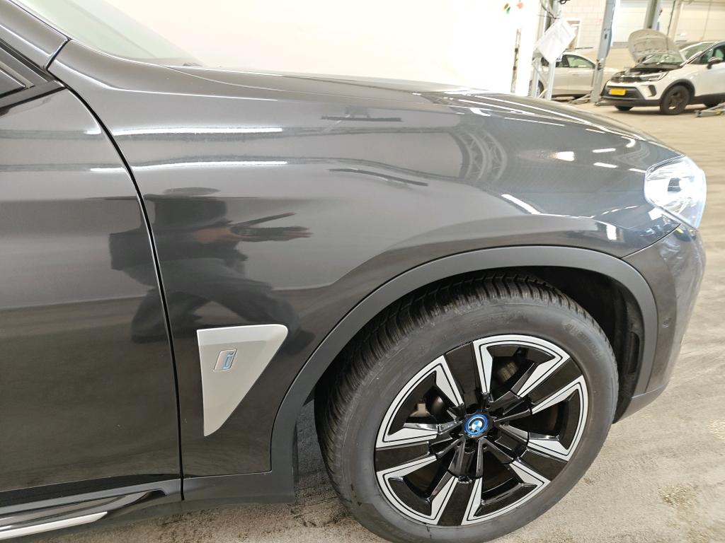 Foto 19 van BMW ix3