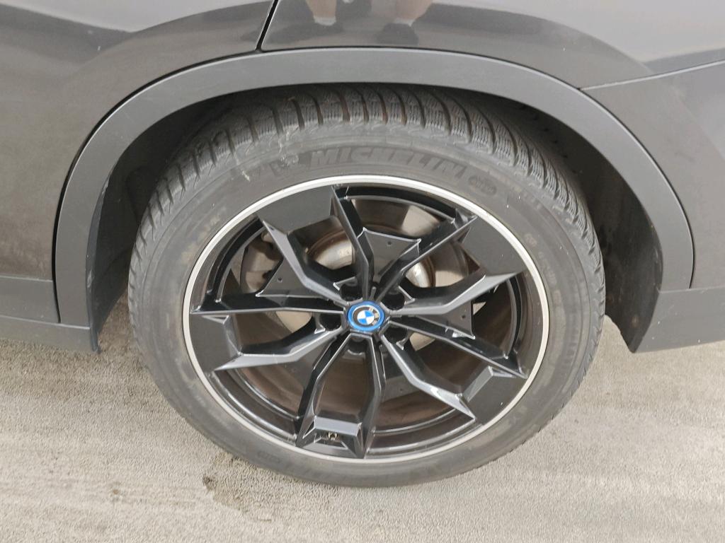 Foto 20 van BMW ix3