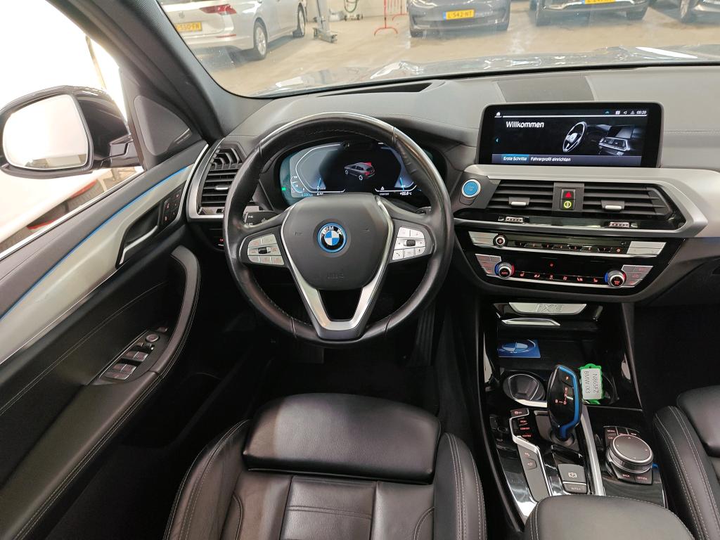Foto 21 van BMW ix3