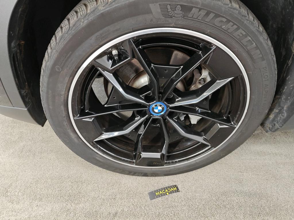 Foto 34 van BMW ix3