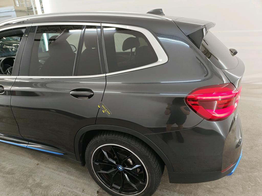 Foto 36 van BMW ix3