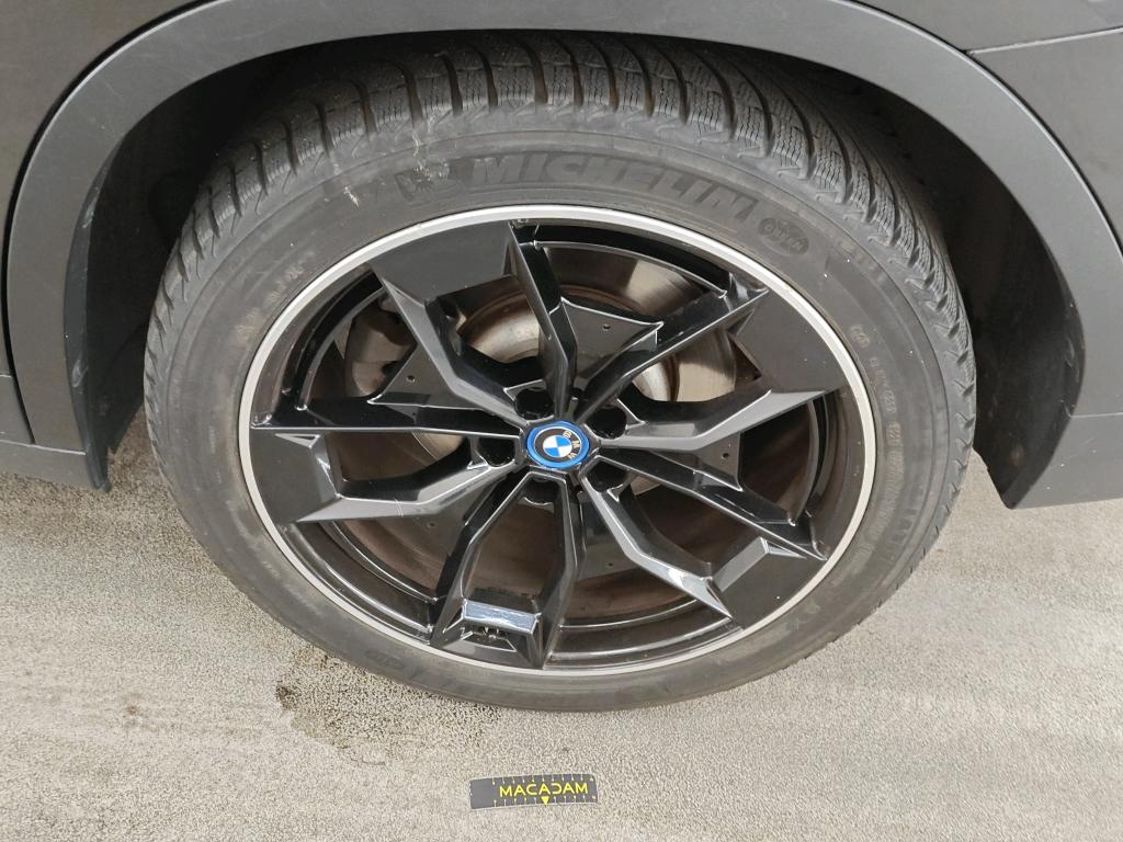 Foto 37 van BMW ix3