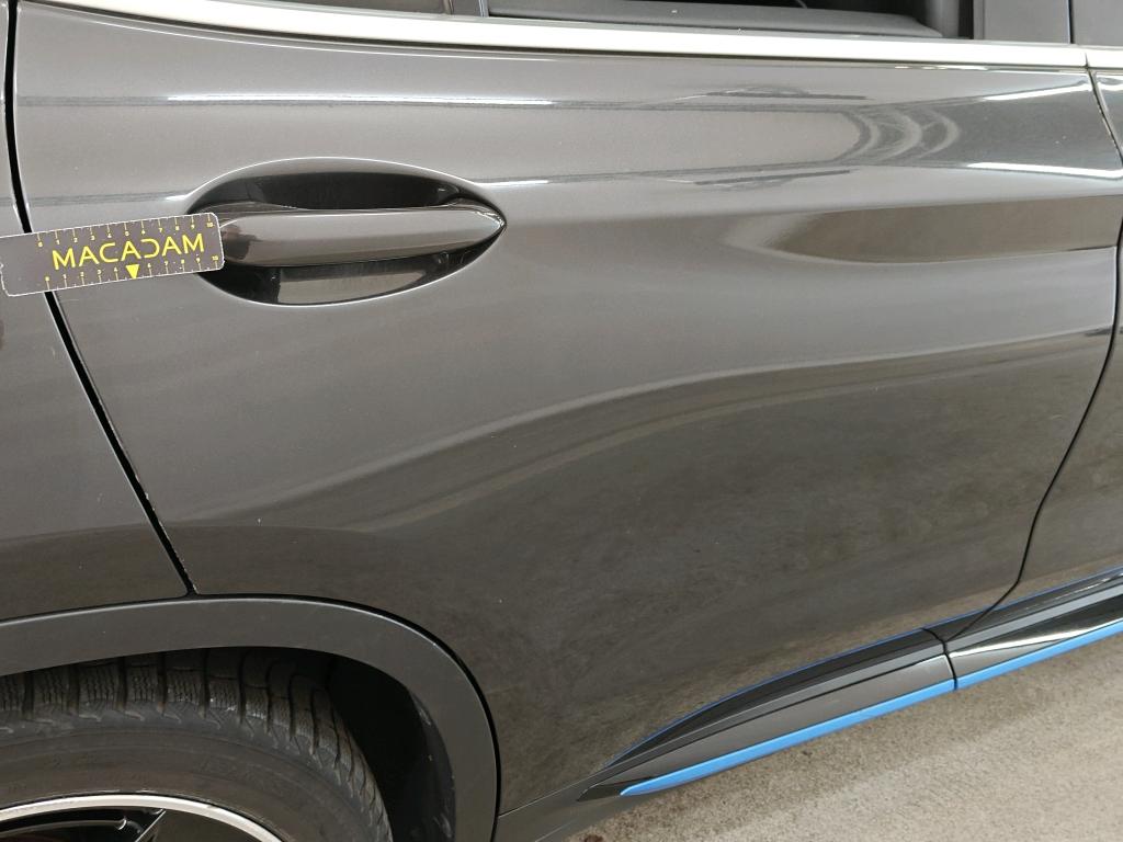 Foto 42 van BMW ix3