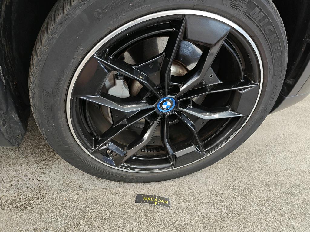 Foto 43 van BMW ix3