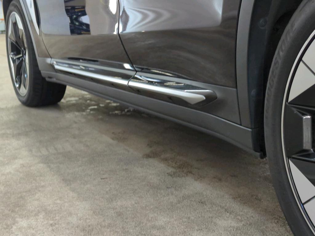 Photo 17 of BMW ix3