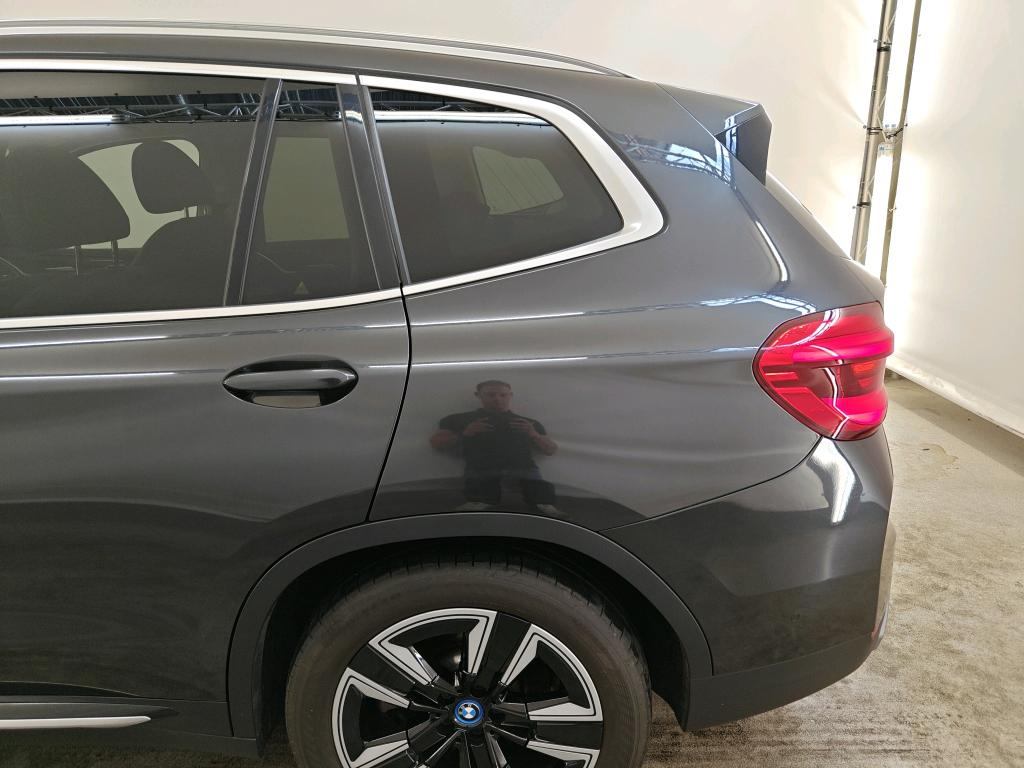 Foto 15 van BMW ix3