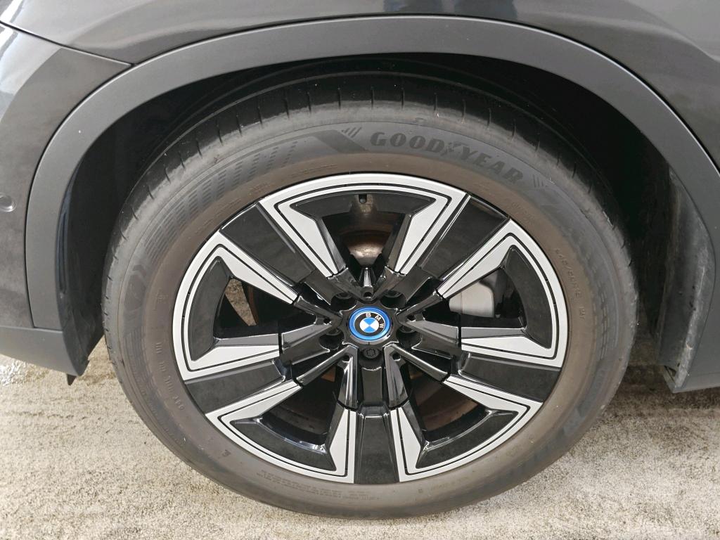 Foto 20 van BMW ix3