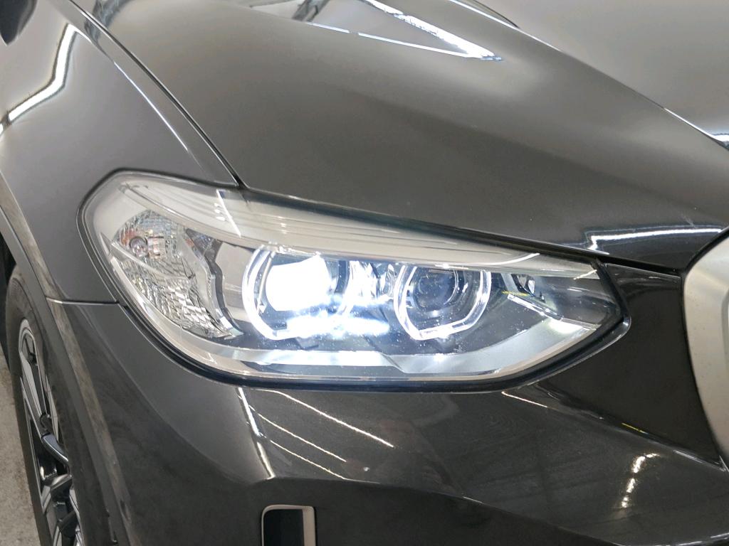 Foto 24 van BMW ix3