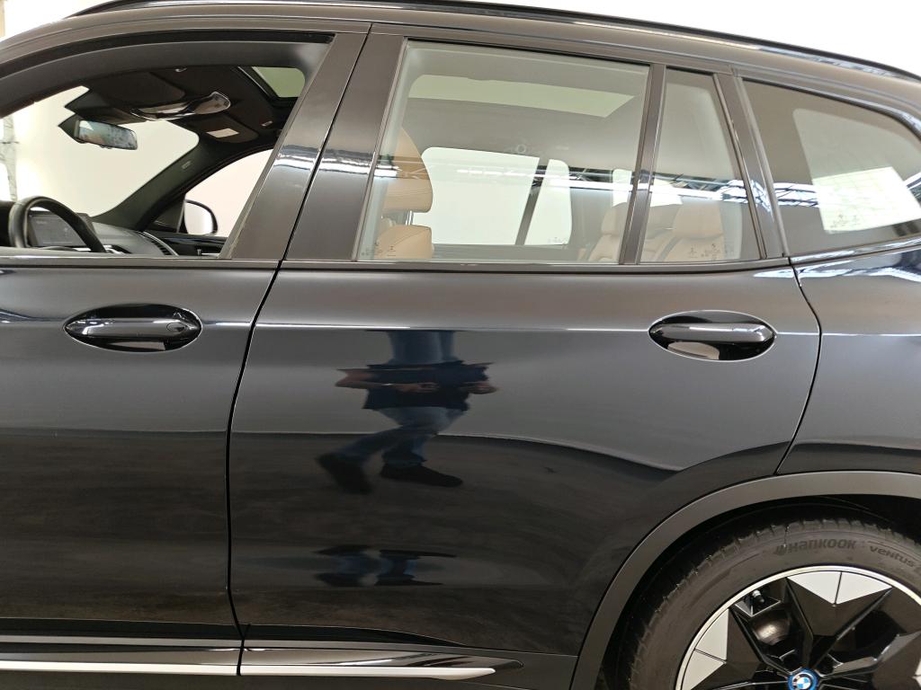 Foto 29 van BMW ix3