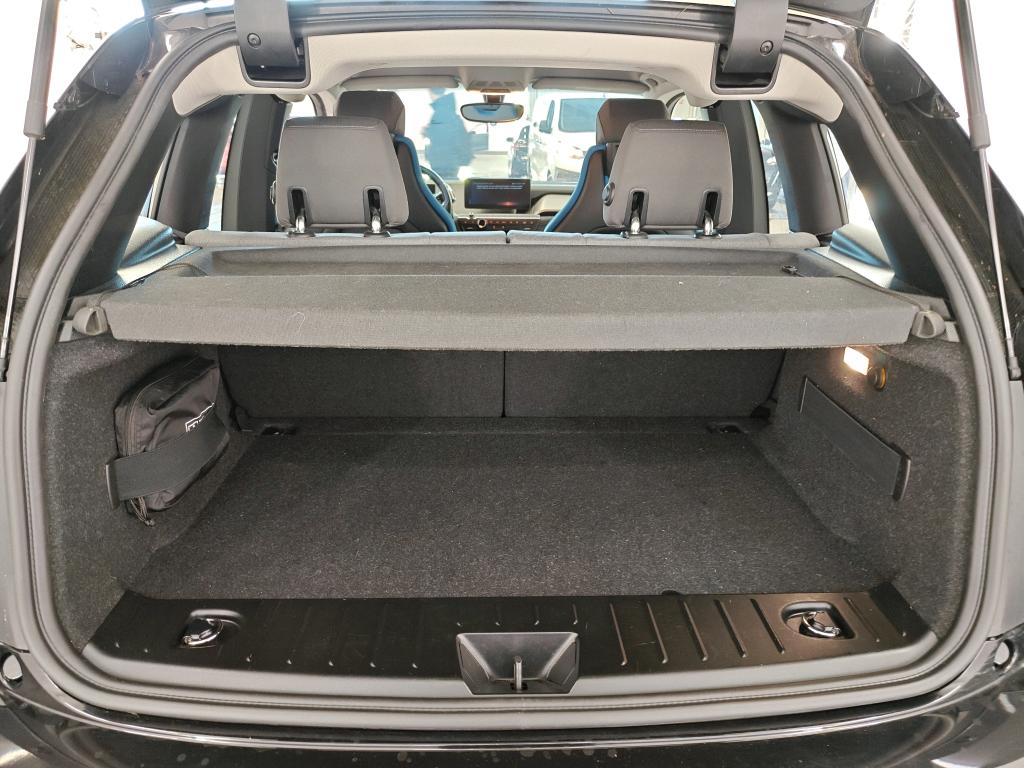Foto 31 van BMW i3