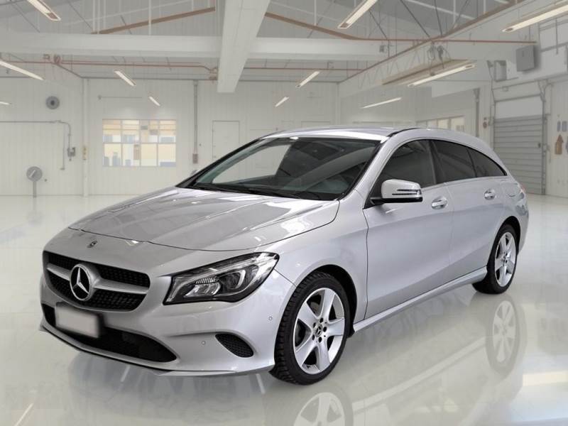 Mercedes CLA MERCEDES-BENZ CLA SHOOTING BRAKE / 2016 / 5P / STATION WAGON CLA 220 D AUTOMATIC BUSINESS EXTRA