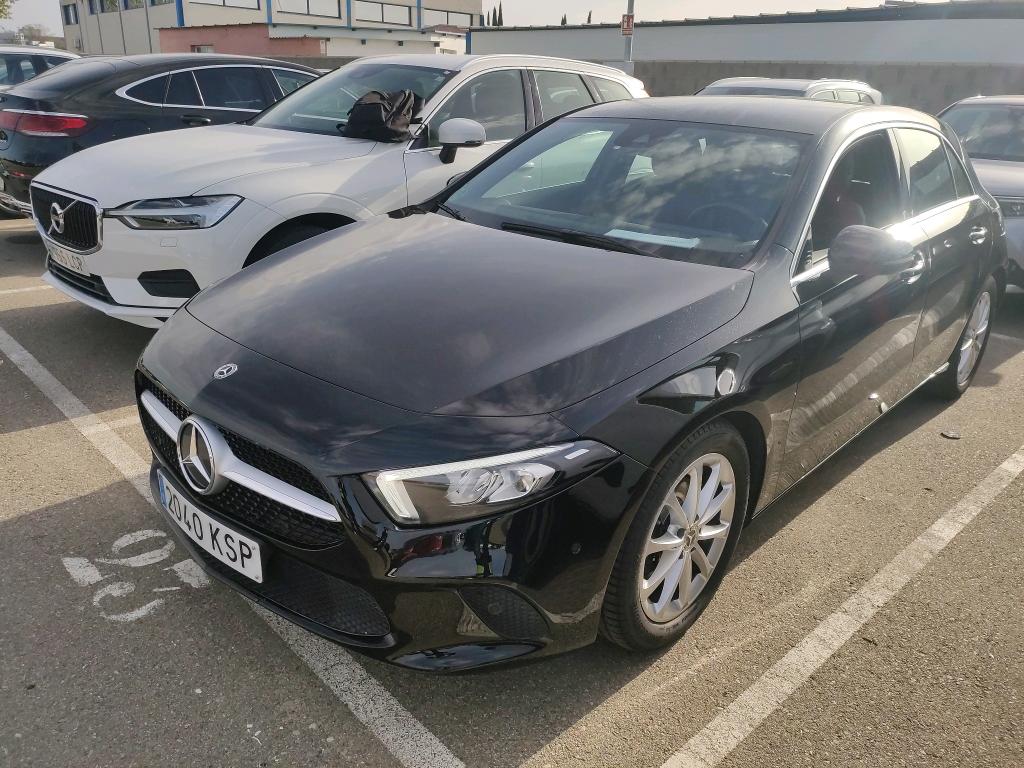 Mercedes A-Klasse MERCEDES-BENZ Clase A / 2018 / 5P / berlina con portón A 180 d (AC)