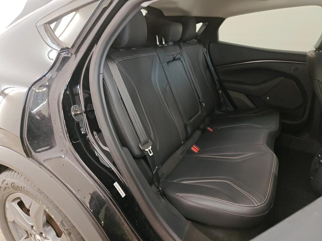 Foto 13 van Ford Mustang