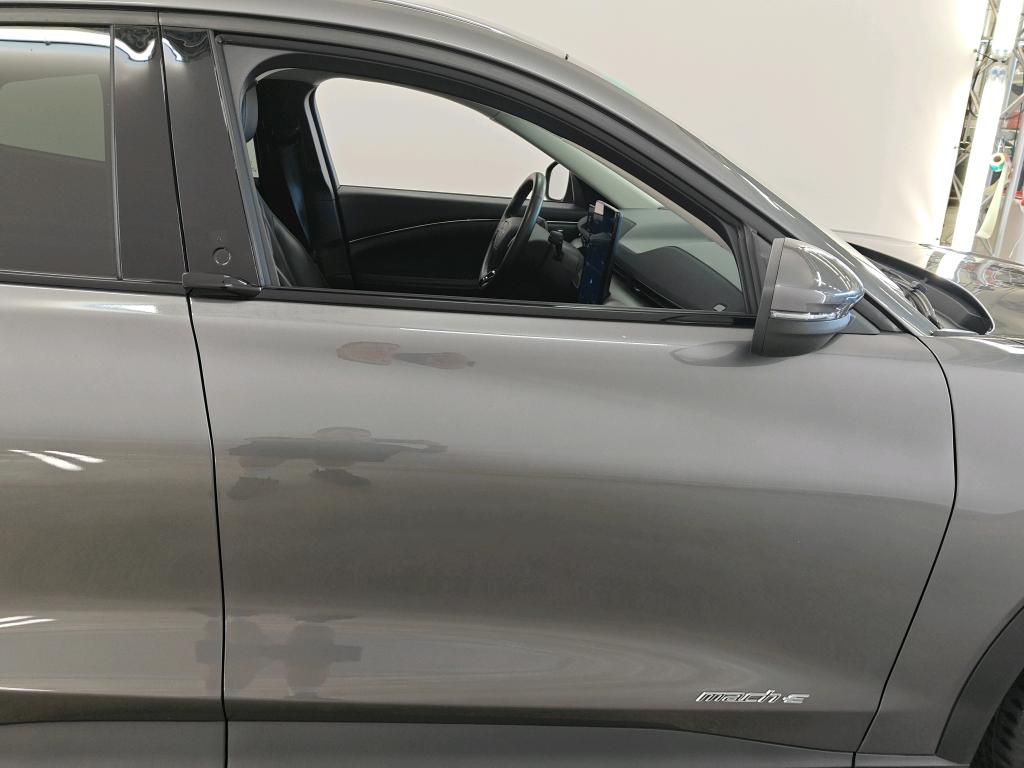 Foto 34 van Ford Mustang