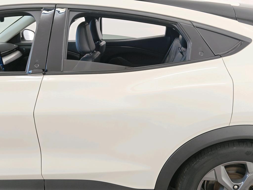 Foto 19 van Ford Mustang