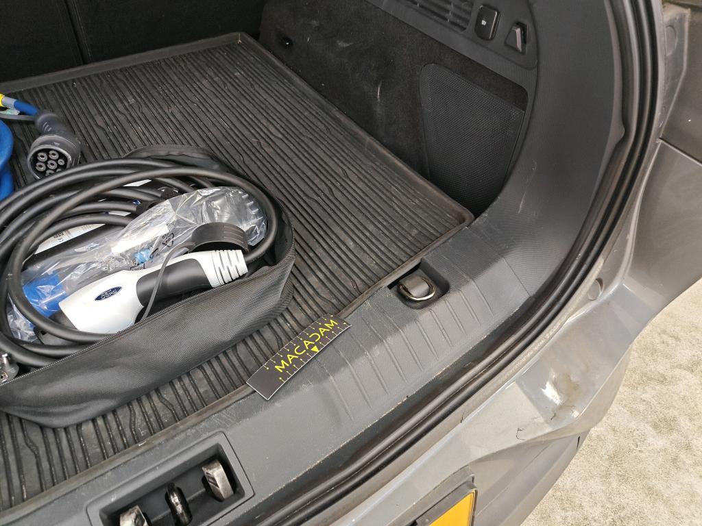 Foto 36 van Ford Mustang