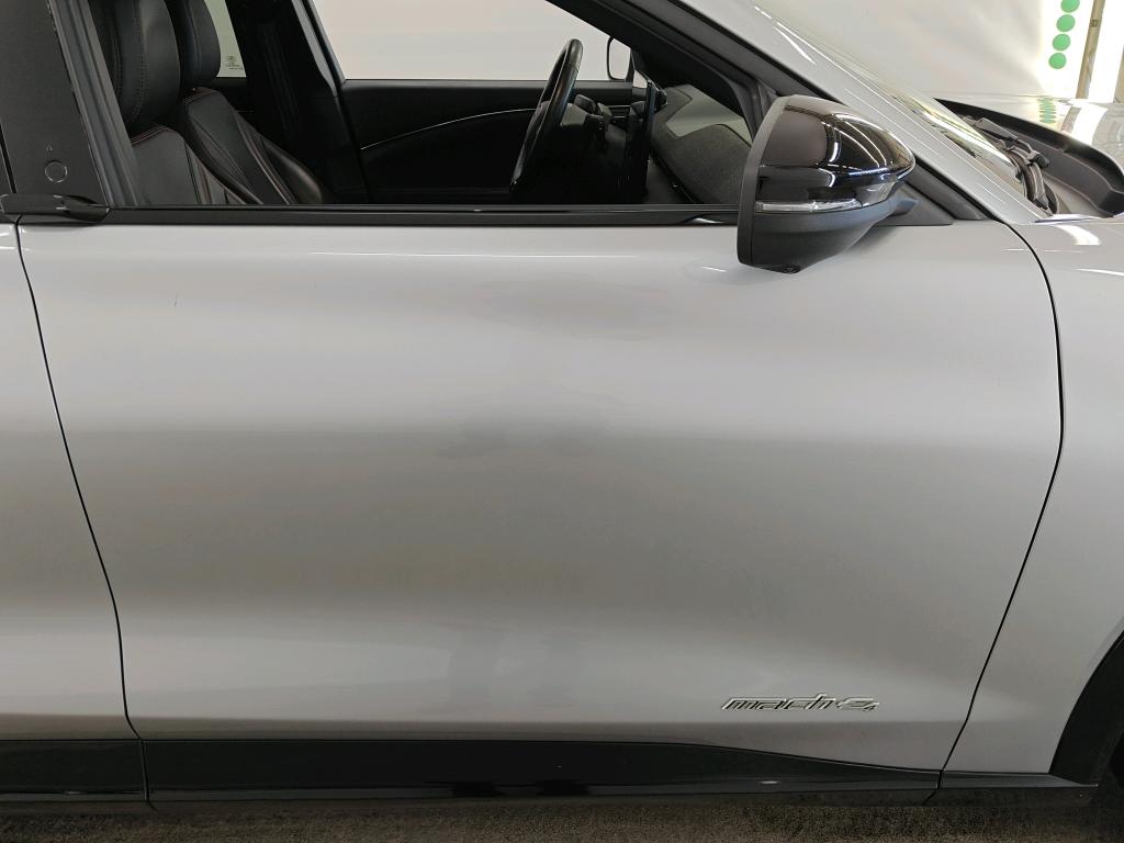 Foto 18 van Ford Mustang