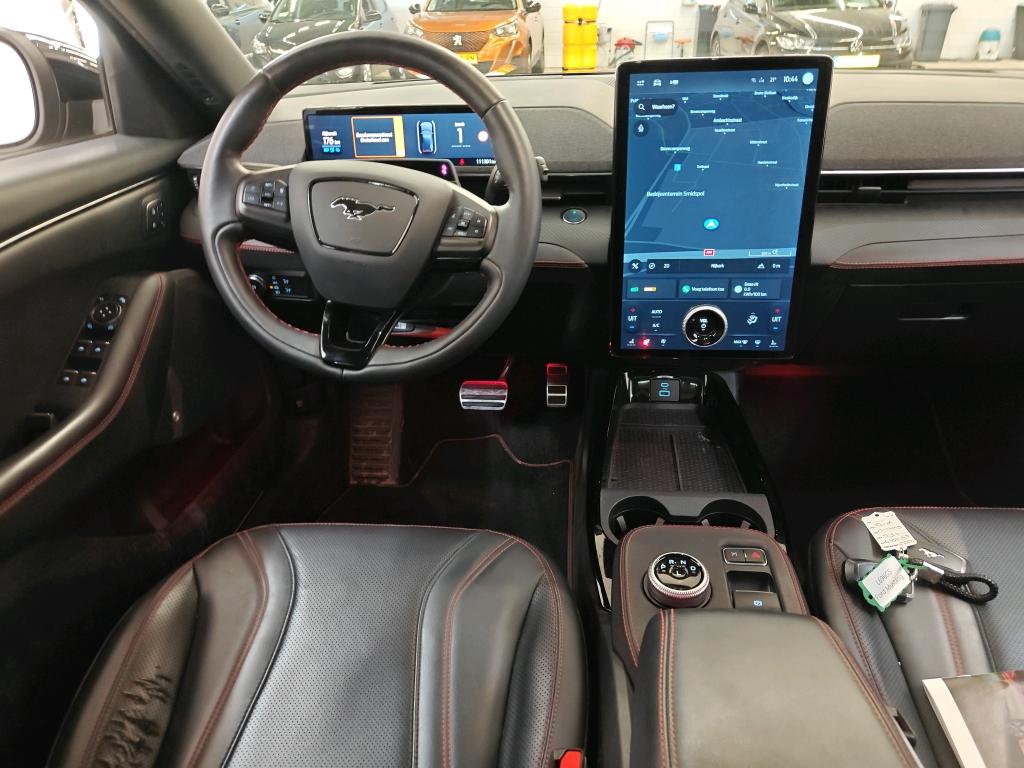 Foto 9 van Ford Mustang