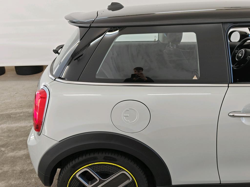 Photo 25 of MINI Electric