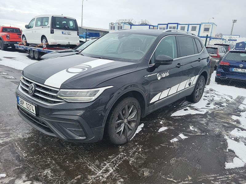 Volkswagen Tiguan Tiguan (AX1)(2020) Tig.All.1.5 TSI 110 Life AT 5d