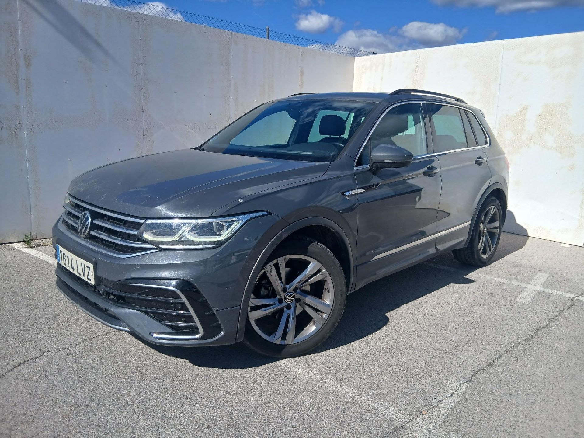 Volkswagen Tiguan VOLKSWAGEN Tiguan / 2020 / 5P / todoterreno R-Line 2.0 TDI 110kW (150CV) DSG