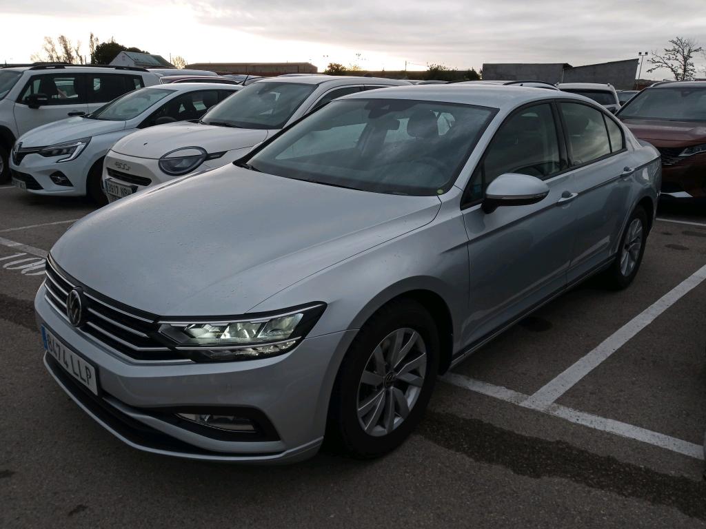 Volkswagen Passat VOLKSWAGEN Passat / 2019 / 4P / sedán Business 1.5 TSI 110kW (150CV)