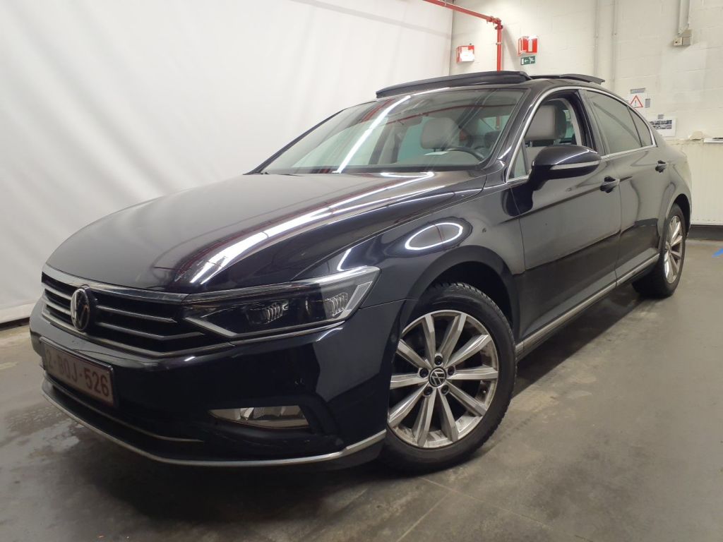 Thumbnail van Volkswagen Passat 1.5 TSI Elegance Business DSG 4d