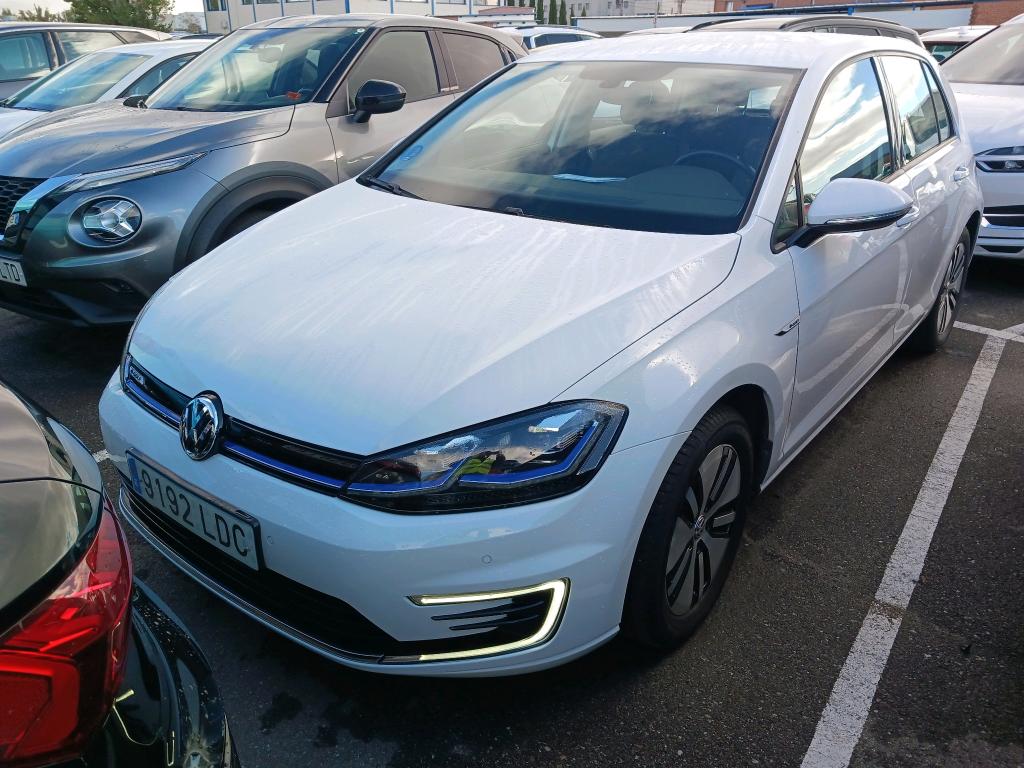 Volkswagen Golf  VOLKSWAGEN Golf / 2016 / 5P / berlina con portón e-Golf ePower 110 kW (136CV)