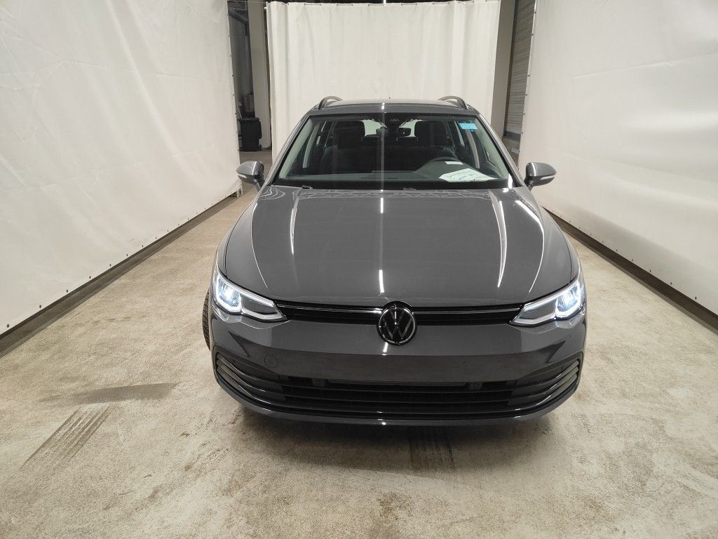 Volkswagen Golf  Volkswagen Golf Variant VIII 1.0 eTSI 81kW DSG Life Business 5d excluweb end 19.06