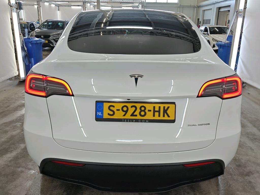 Photo 10 of Tesla Model Y