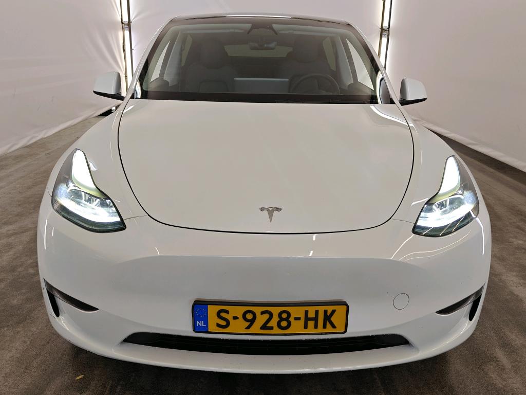 Photo 11 of Tesla Model Y