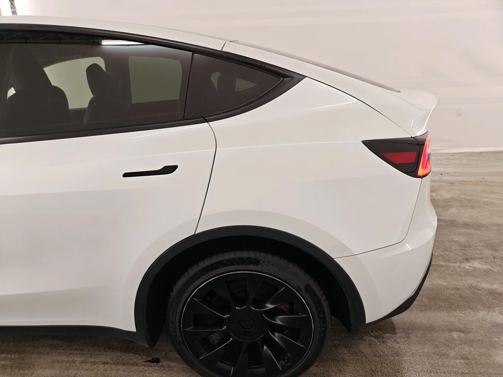 Photo 13 of Tesla Model Y
